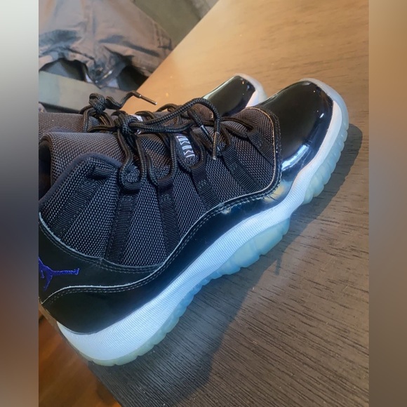 Space jam 2016 jordan size youth